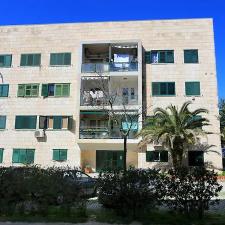 With Wifi - 15213 Split