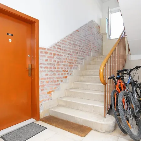 With Wifi - 15213 דירה