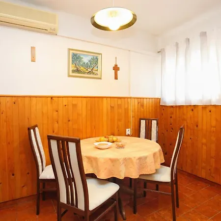 Apartment With Wifi - 15213