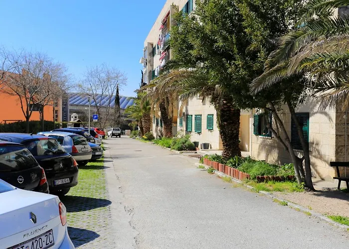 Lägenhet With Wifi - 15213 *