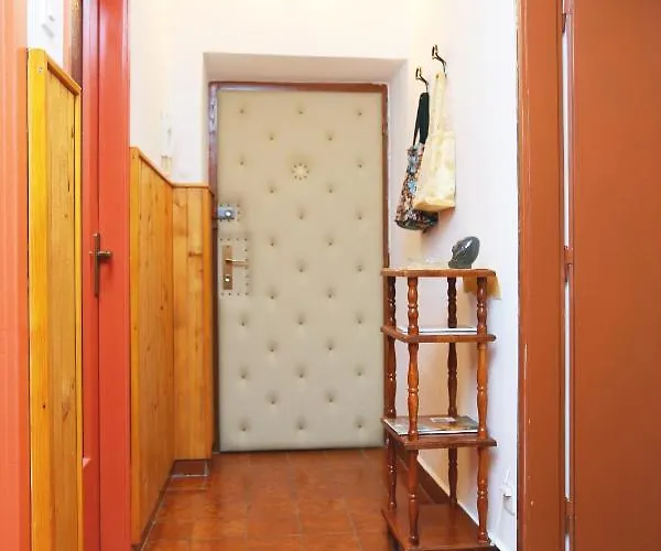 With Wifi - 15213 Lägenhet *